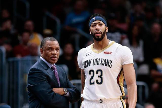 被泰山抓住 被泰山抓住